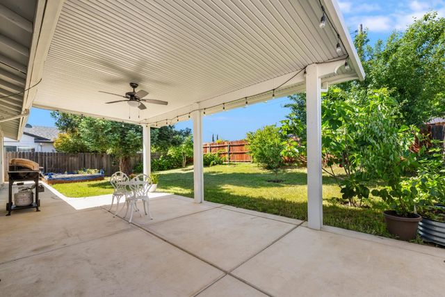 3558 Scorpio Dr, Sacramento, CA 95827