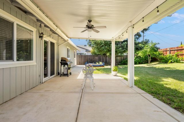 3558 Scorpio Dr, Sacramento, CA 95827