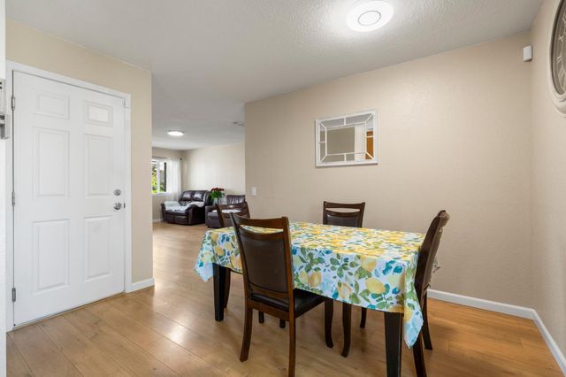 3558 Scorpio Dr, Sacramento, CA 95827