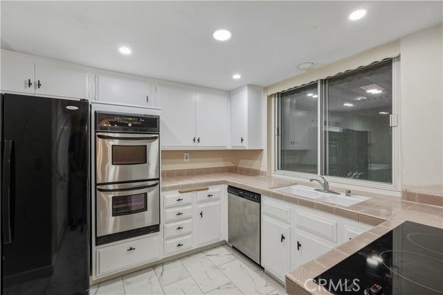 3500 W Manchester 450, Inglewood, CA 90305