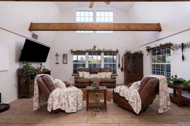 411 Lake Park, Canyon Lake, TX 78133