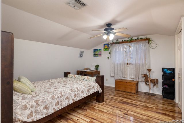 411 Lake Park, Canyon Lake, TX 78133