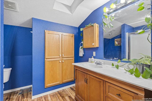 411 Lake Park, Canyon Lake, TX 78133