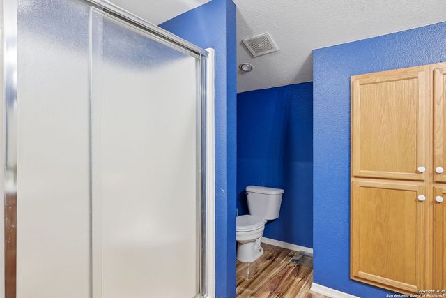 411 Lake Park, Canyon Lake, TX 78133