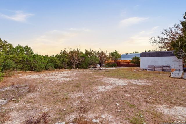 411 Lake Park, Canyon Lake, TX 78133