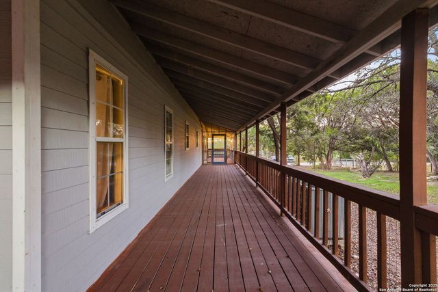 411 Lake Park, Canyon Lake, TX 78133