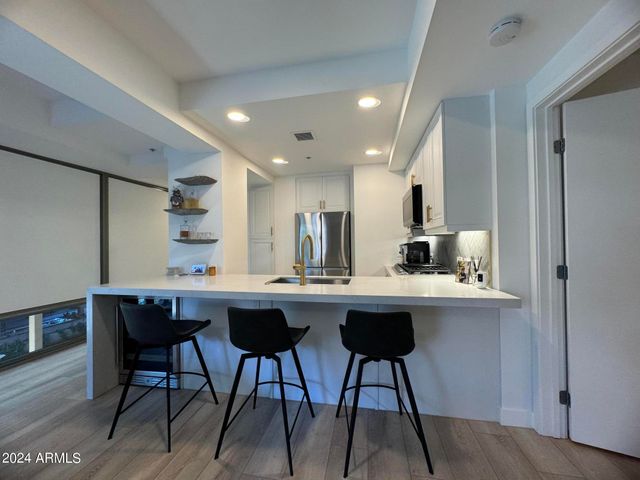 7141 E RANCHO VISTA Drive 3011, Scottsdale, AZ 85251