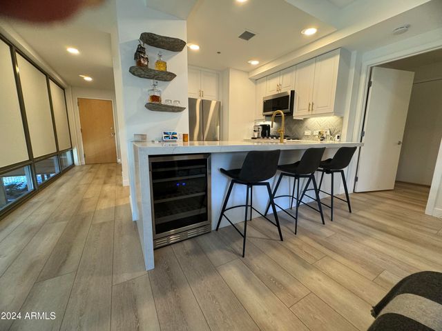 7141 E RANCHO VISTA Drive 3011, Scottsdale, AZ 85251