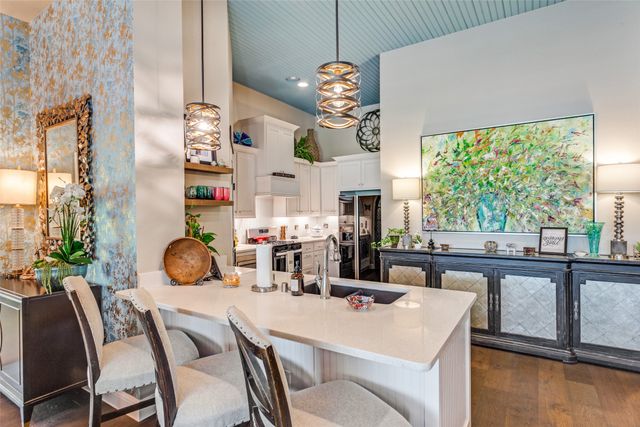 1101 Blue Bill Lane, Arlington, TX 76005