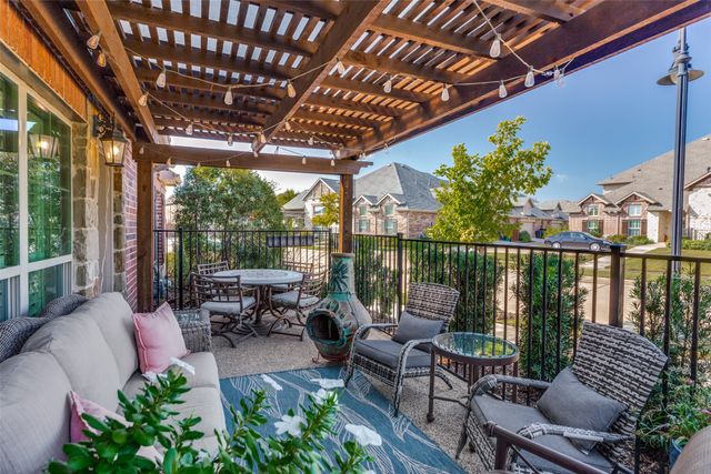 1101 Blue Bill Lane, Arlington, TX 76005