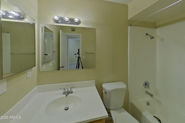 2403 S EVERGREEN Road, Tempe, AZ 85282