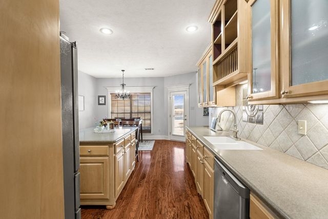 4 Friendly Cove, Greenbrier, AR 72058