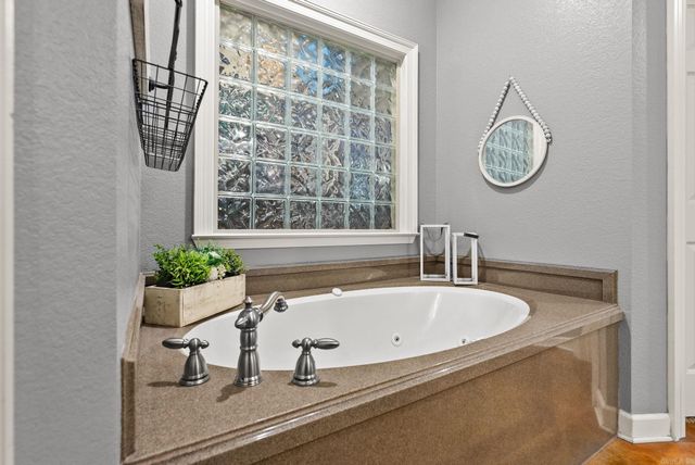 4 Friendly Cove, Greenbrier, AR 72058