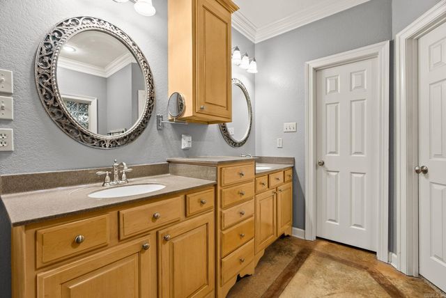 4 Friendly Cove, Greenbrier, AR 72058