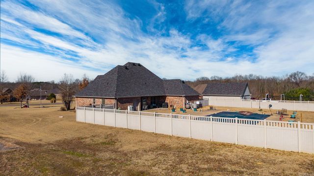 4 Friendly Cove, Greenbrier, AR 72058