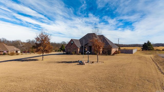 4 Friendly Cove, Greenbrier, AR 72058