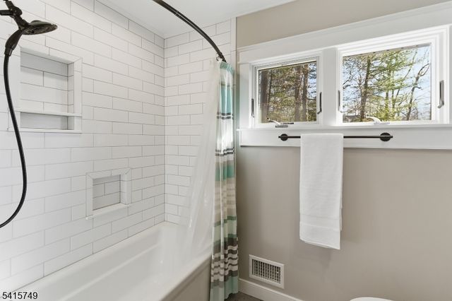 52 Coolidge Dr, Berkeley Heights Twp., NJ 07922