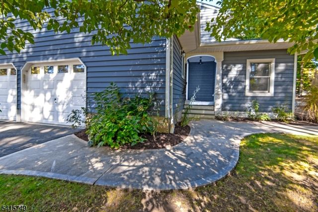 52 Coolidge Dr, Berkeley Heights Twp., NJ 07922