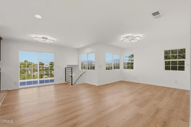 1114 Oban Drive, Los Angeles, CA 90065