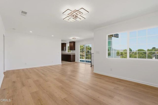 1114 Oban Drive, Los Angeles, CA 90065
