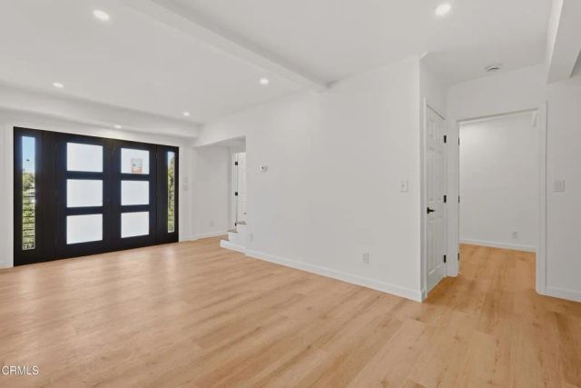 1114 Oban Drive, Los Angeles, CA 90065