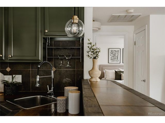 2611 W 26th Ave, Denver, CO 80211