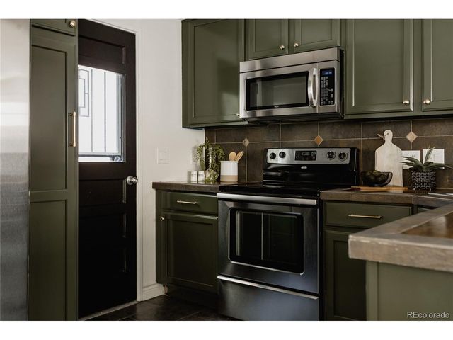 2611 W 26th Ave, Denver, CO 80211