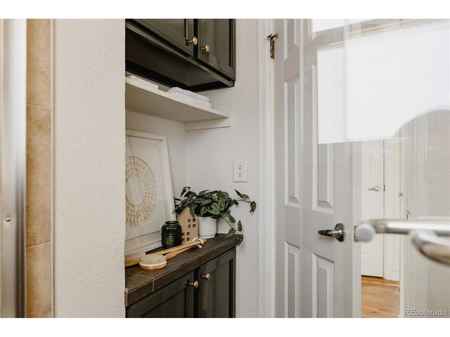 2611 W 26th Ave, Denver, CO 80211