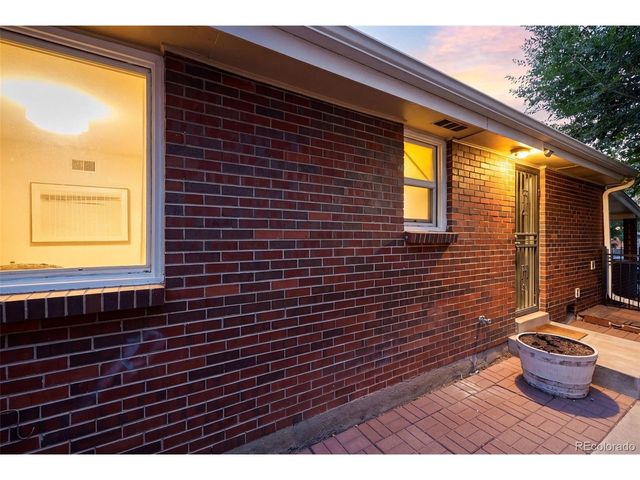 2611 W 26th Ave, Denver, CO 80211