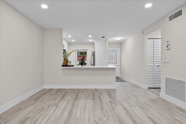 742 Nantucket Circle, Lake Worth, FL 33467