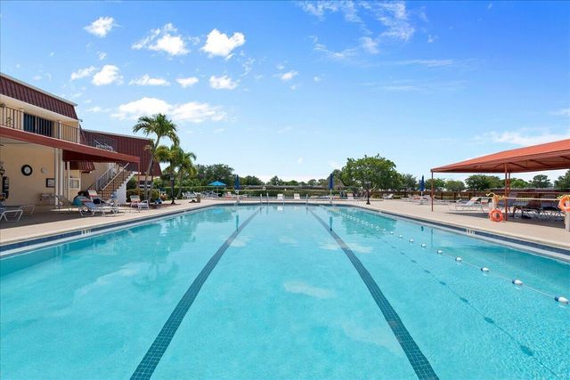 742 Nantucket Circle, Lake Worth, FL 33467