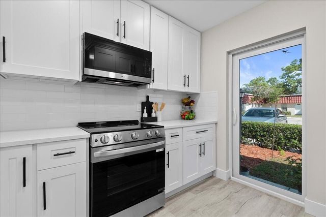742 Nantucket Circle, Lake Worth, FL 33467