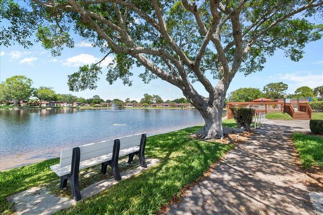742 Nantucket Circle, Lake Worth, FL 33467