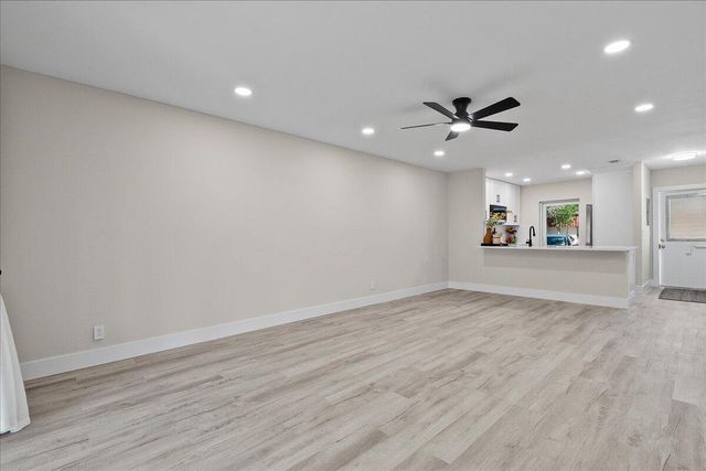 742 Nantucket Circle, Lake Worth, FL 33467