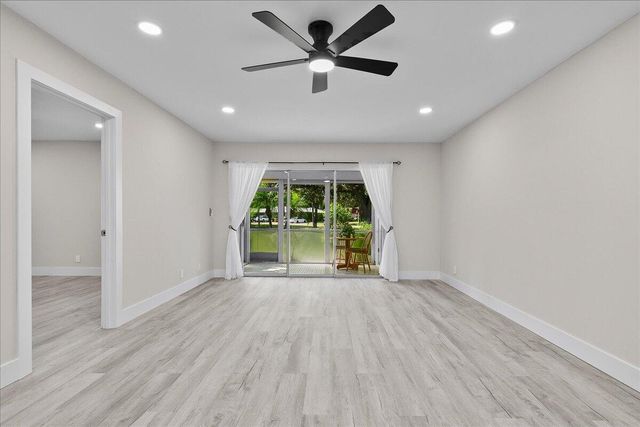 742 Nantucket Circle, Lake Worth, FL 33467