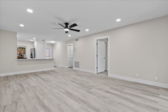 742 Nantucket Circle, Lake Worth, FL 33467