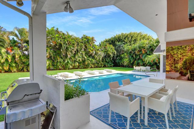 5866 St Annes Way, Boca Raton, FL 33496