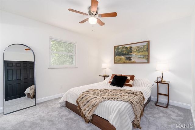 3025 Sherwood Lane, St Charles, MO 63301