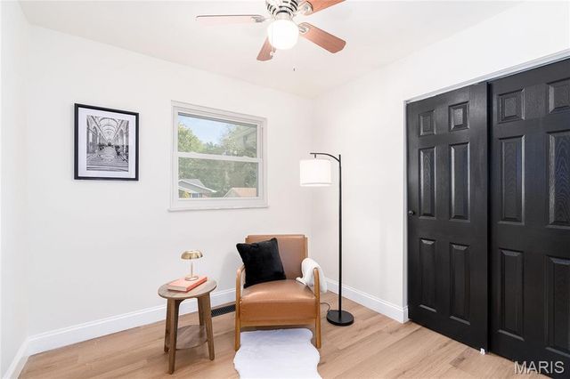 3025 Sherwood Lane, St Charles, MO 63301