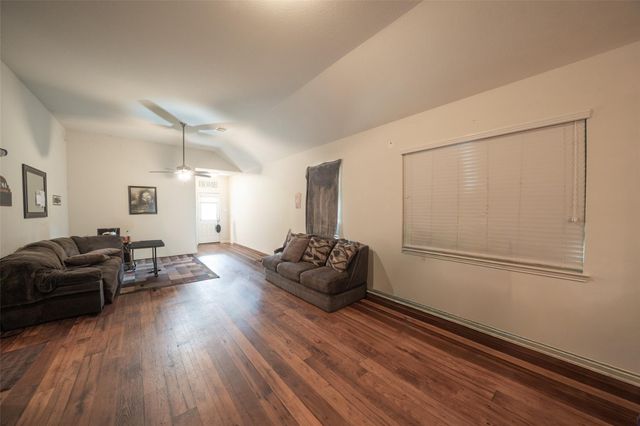 10780 S Lake Mist Lane, Willis, TX 77318