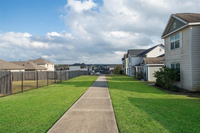 10780 S Lake Mist Lane, Willis, TX 77318