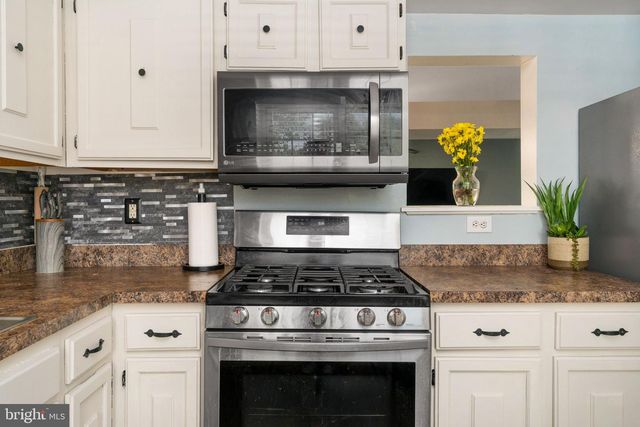 5328 QUALEY PL, Woodbridge, VA 22193
