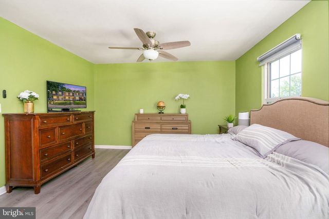 5328 QUALEY PL, Woodbridge, VA 22193