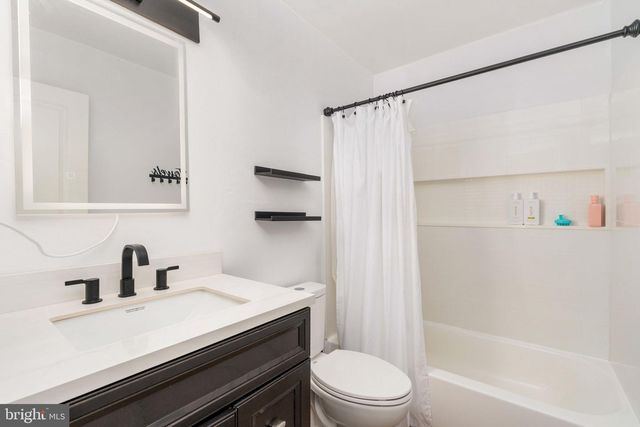 5328 QUALEY PL, Woodbridge, VA 22193