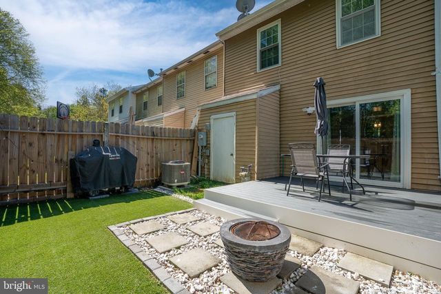 5328 QUALEY PL, Woodbridge, VA 22193