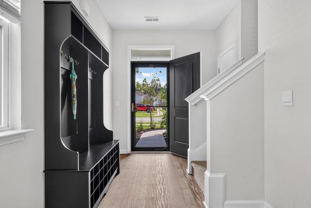 713 Pepperbush Street, Charleston, SC 29414