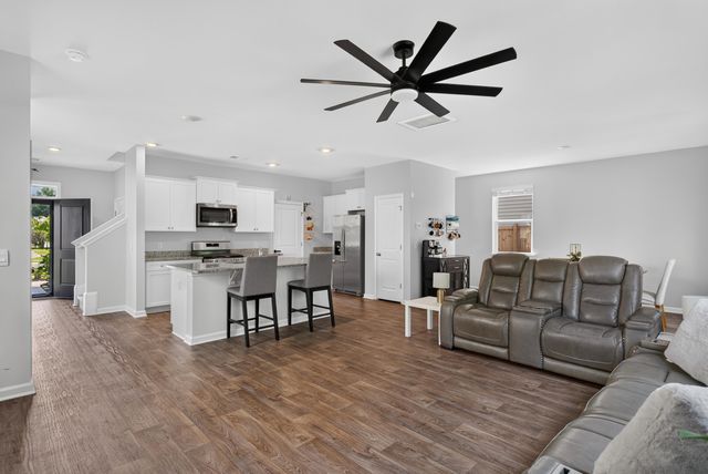 713 Pepperbush Street, Charleston, SC 29414