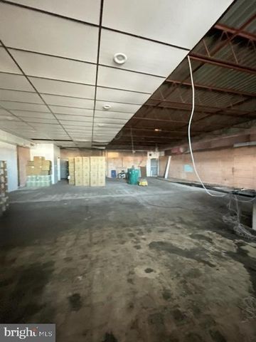 4153 WOERNER AVE, Levittown, PA 19057