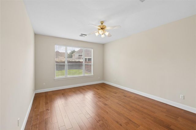 6414 Pinewood Trace Lane, Houston, TX 77041
