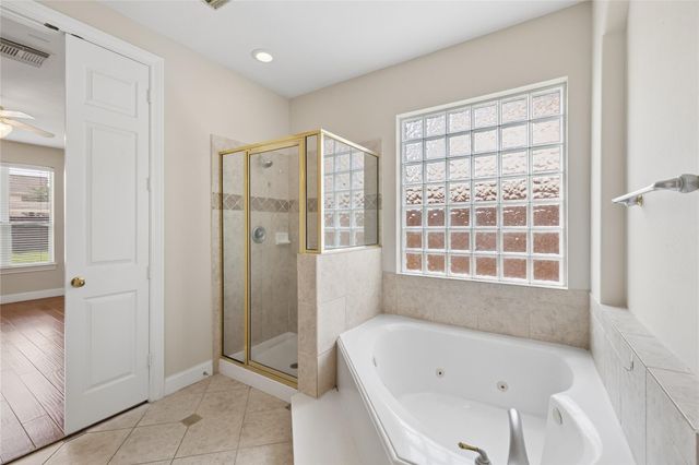 6414 Pinewood Trace Lane, Houston, TX 77041
